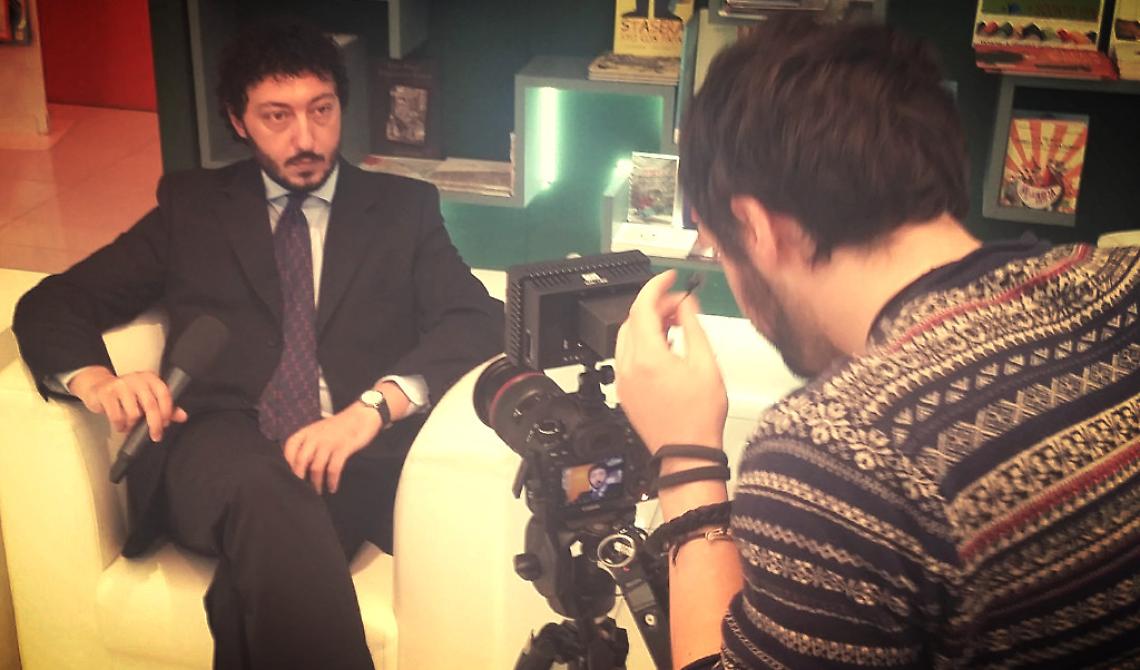 Sui binari della scrittura: è il turno di VelEni di Fabio Amendolara