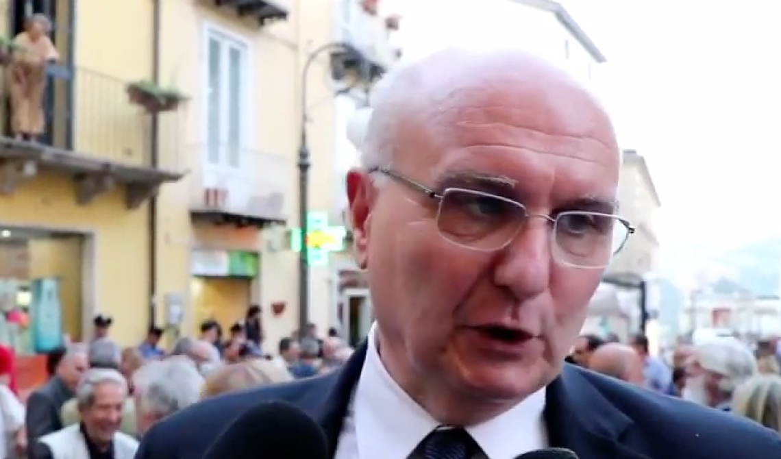 Sindaco di Potenza chiude le scuole per neve, impazzano gli insulti sui social