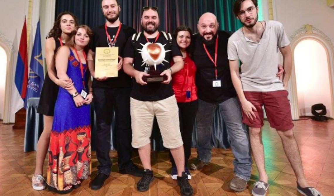 "I Don't care", i foggiani della Piccola Compagnia Impertinente vincono anche in Bosnia
