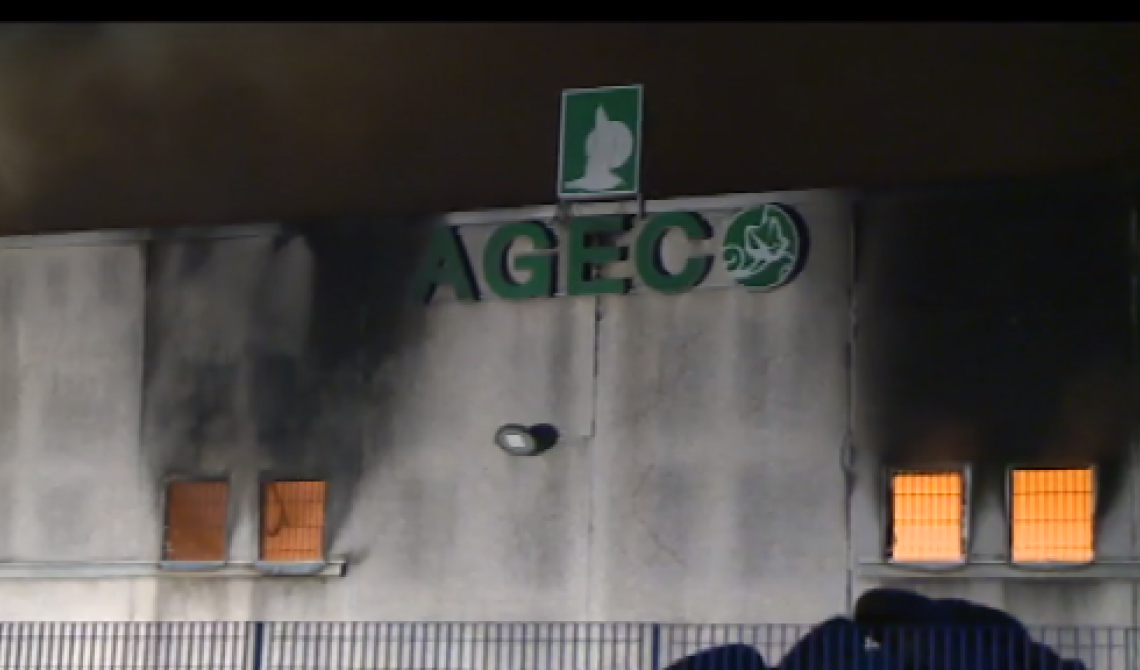 L'Ageco va in fumo, ma l'incendio non è doloso