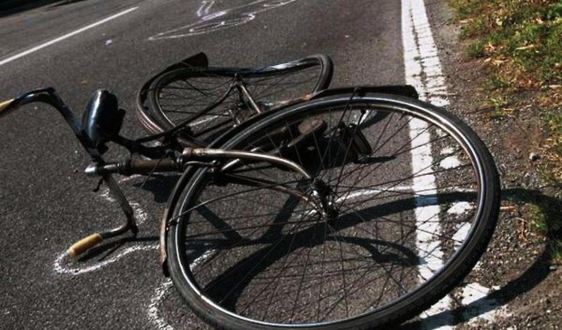 Carapelle, cittadino dell'Est travolto e ucciso: caccia all'auto pirata