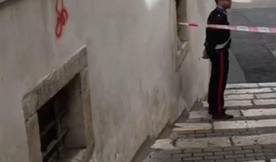 Ischitella, 15enne ferita: si cerca un 37enne