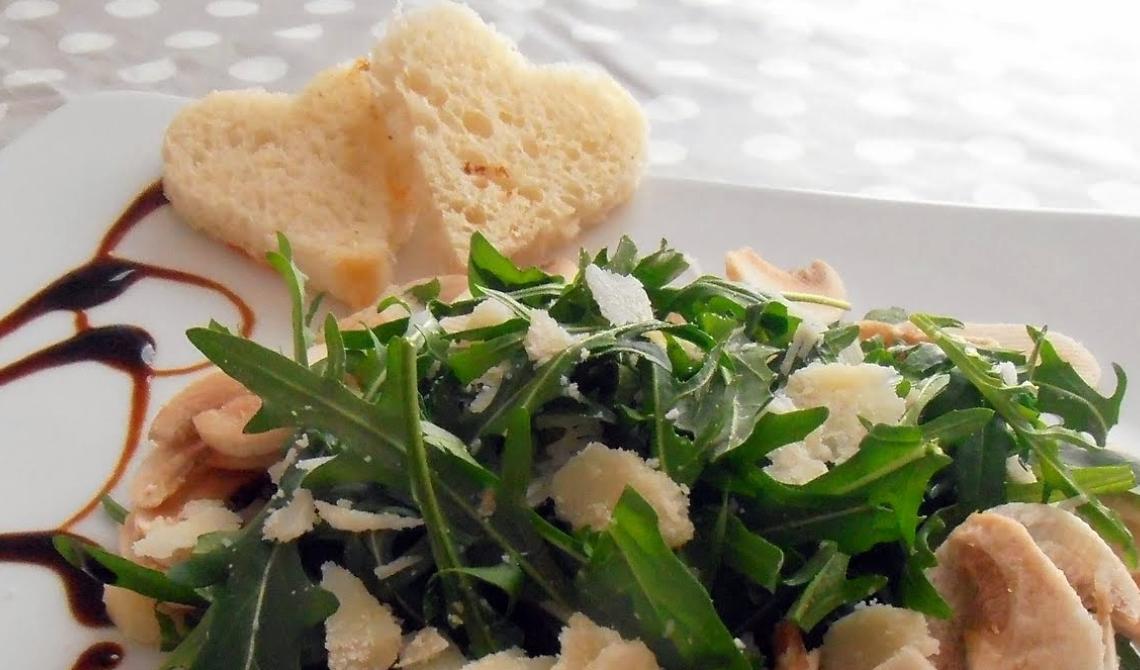 Il vostro lui è un po' 'pigro' a letto? Dategli la rucola