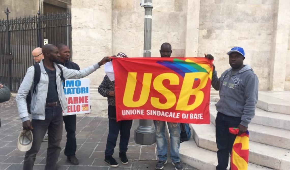 Protesta braccianti: ripristinata l'erogazione dell'acqua potabile