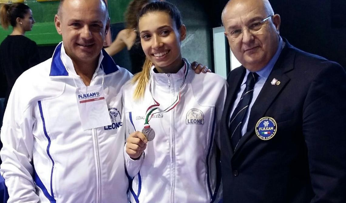 Karate, la foggiana Eleonora Pepe conquista l'argento e stacca il biglietto per Tokio