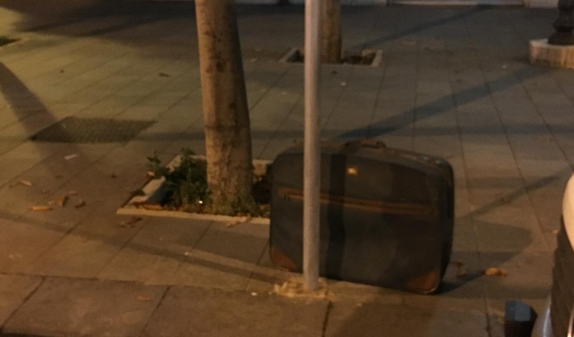 Valigia abbandonata in Viale XXIV Maggio: era vuota