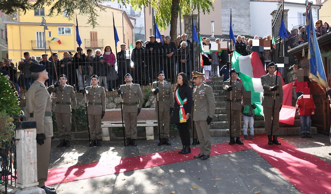 «È stato molto bello vedere i bambini indossare il tricolore con fierezza». Con il colonnello Di Biasio Ruoti riscopre la patria