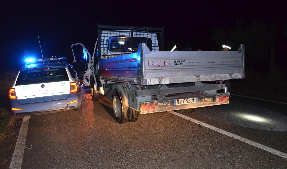 San Severo, la  Polizia di Stato blocca  furgone  in fuga su A 14