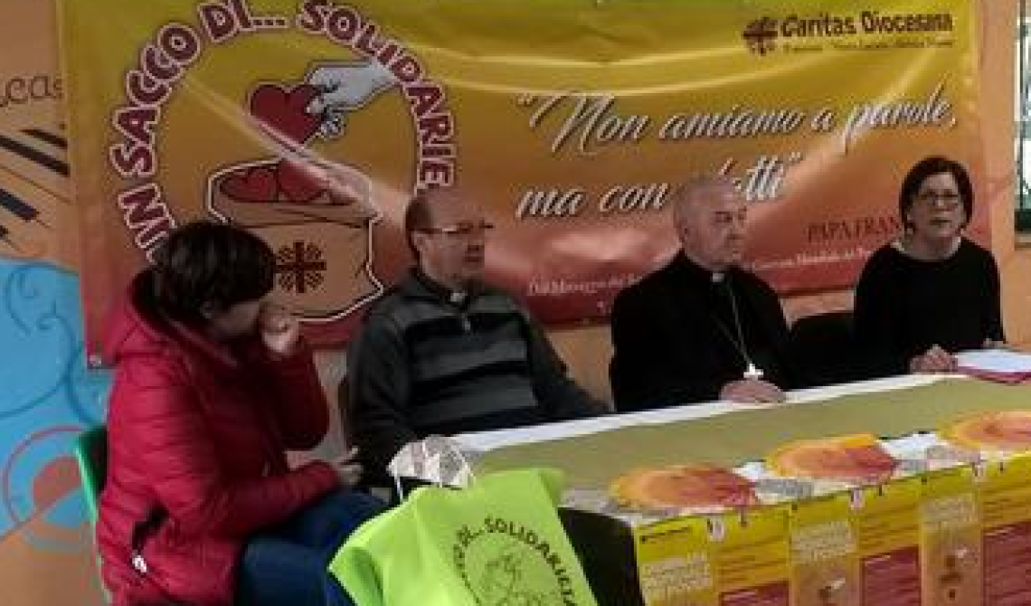 A Potenza «Un sacco di solidarietà». La Caritas diocesana raccoglie alimenti per i poveri