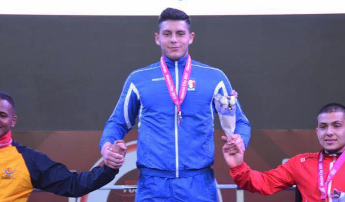 L'abbraccio commosso di Pietragalla al suo campione del mondo paralimpico