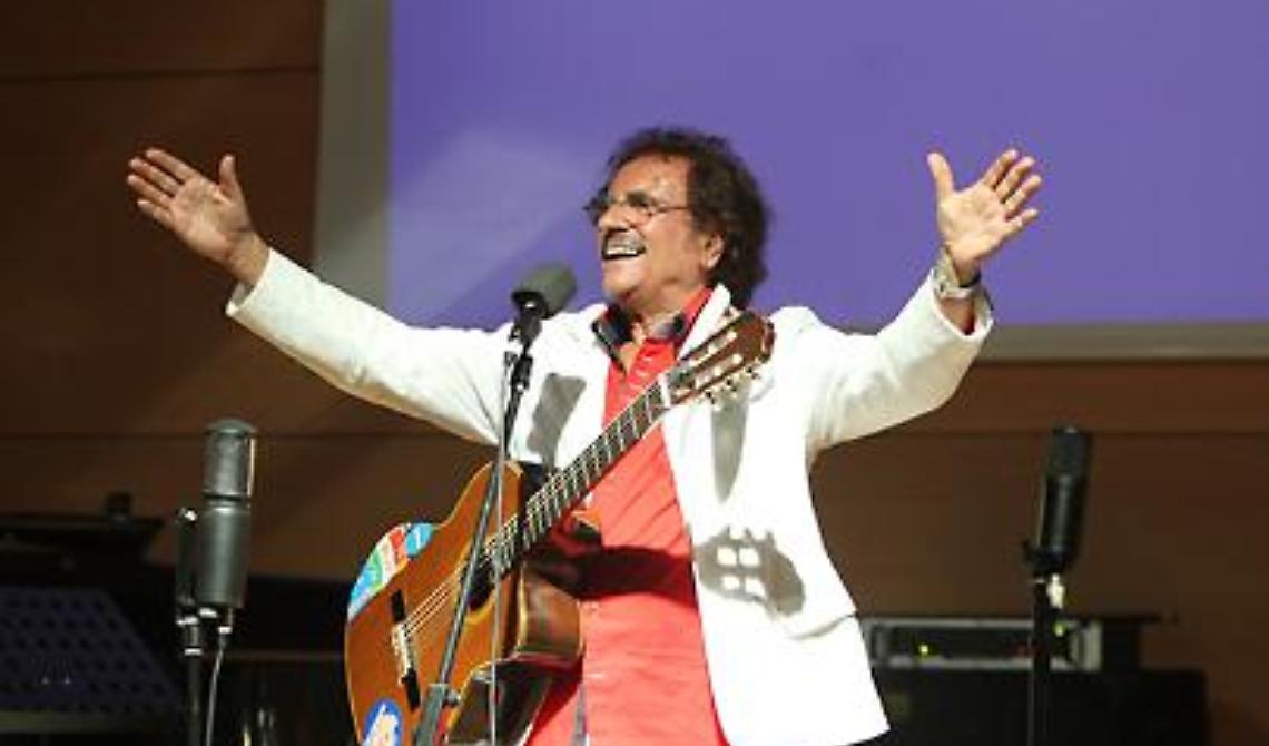 Oggi, 9 Dicembre 1935, a Sant'Agata di Puglia nasce Antonio Morese, cioè Tony Santagata