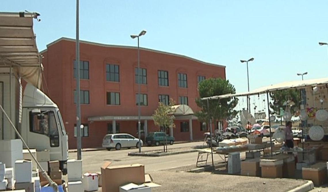 Lotta agli abusivi: pugno di ferro della Polizia di Stato
