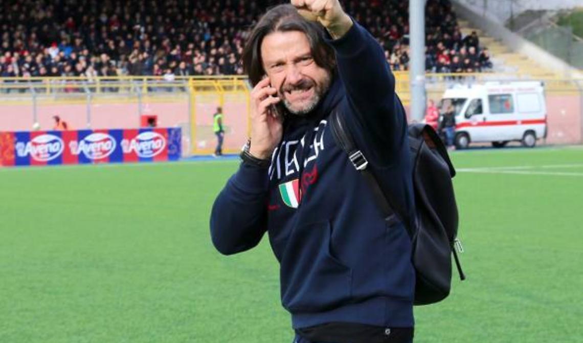 Caiata si riavvicina ai Cinque stelle: «Su di me sciacallaggio dei media per colpire Di Maio»