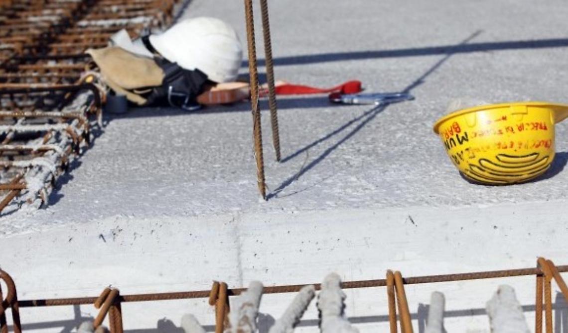Giovane operaio muore sul lavoro a Potenza, Cgil Basilicata: «Non è più una fatalità»