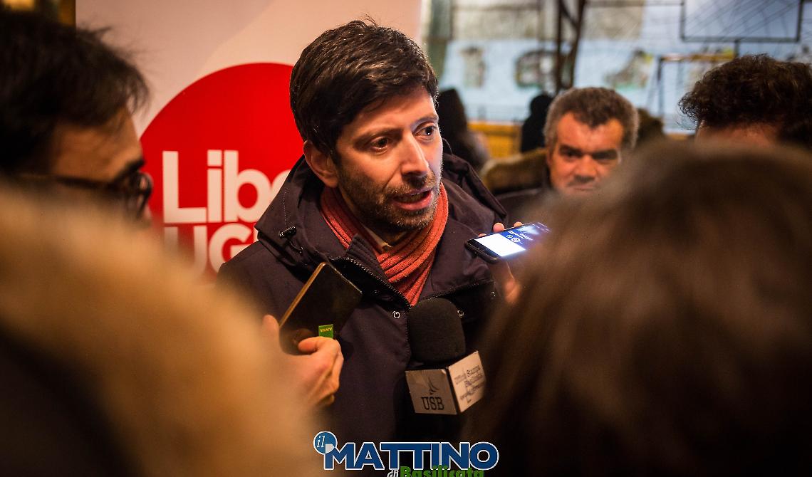 Comizio di Roberto Speranza a Potenza: «Oggi Liberi e uguali è una lista ma presto sarà un partito democratico»