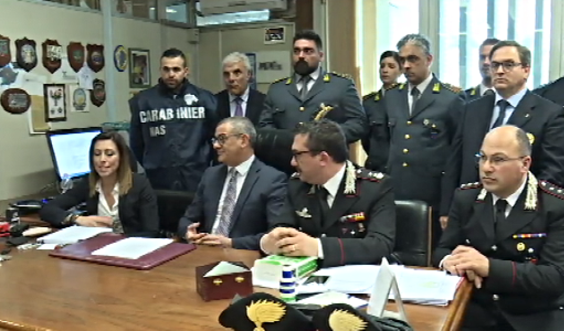 Potenza, la grande truffa sulla Sanità: i carabinieri se ne sono accorti perché la clinica ha chiesto il rimborso per un'operazione ai testicoli. Ma la paziente era una donna