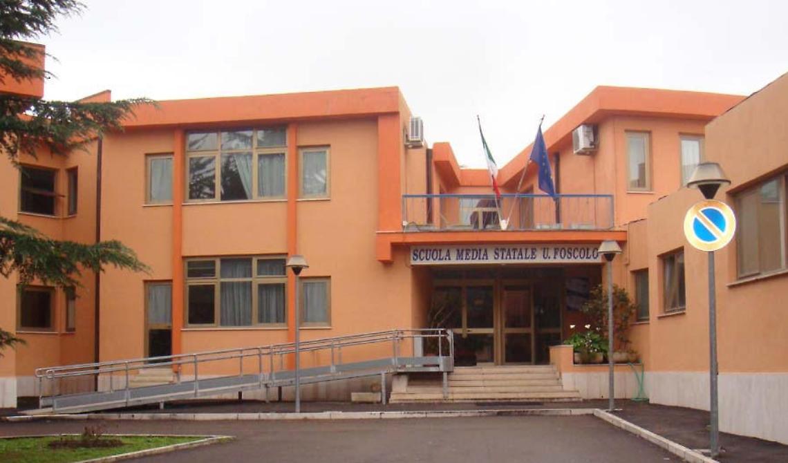 Furti nelle scuole: nel mirino finiscono il Lanza e la Foscolo