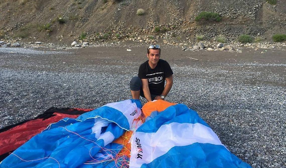Volo della morte per Francesco Grande. Precipita a Colobraro e si schianta al suolo