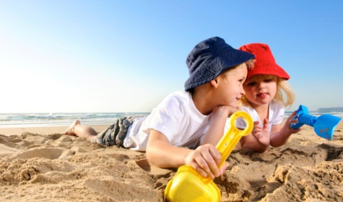 Rodi e Vieste "bandiere verdi" delle spiagge consigliate dai pediatri per i bambini 
