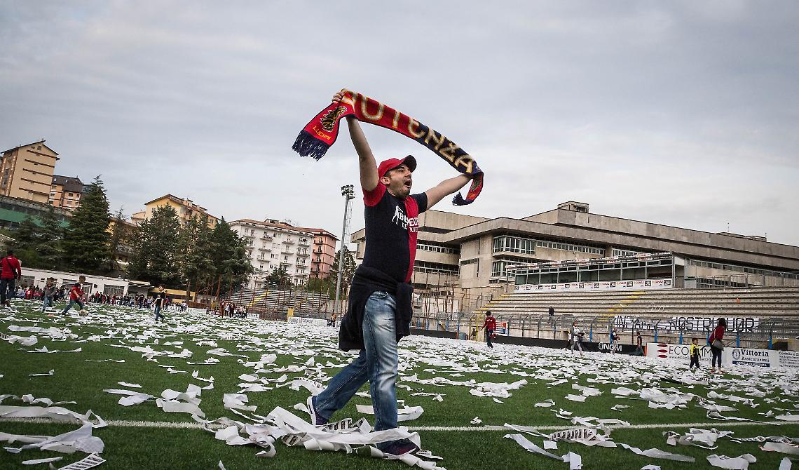 Undici leoni da Serie C: emozioni da ultras