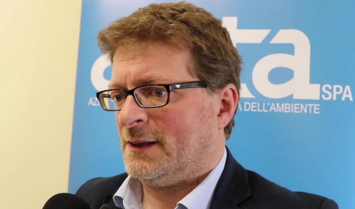 Potenza, controllava il funzionamento della differenziata: amministratore dell'Acta aggredito da un ristoratore