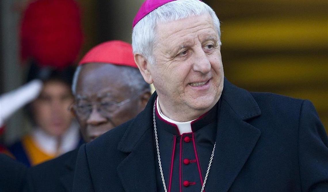 Migranti, Cardinale Versaldi: Nella mediazione politica la Chiesa non vuole entrare