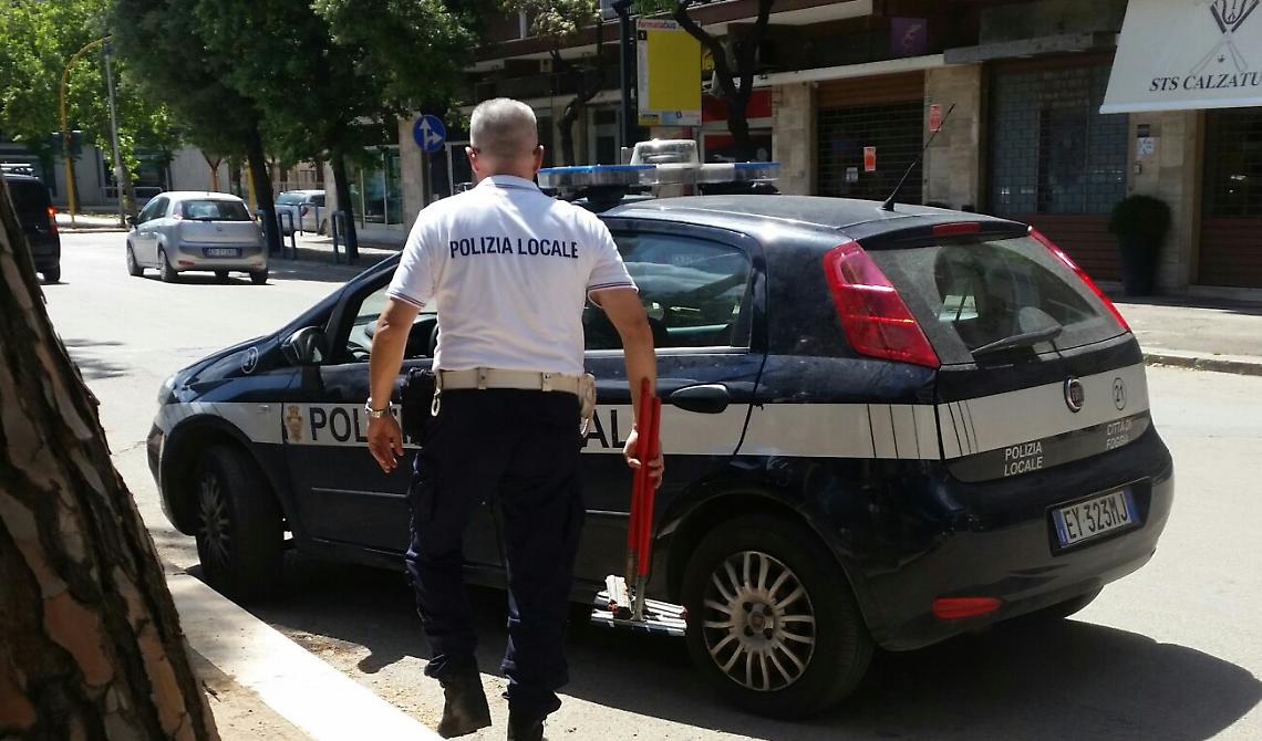 La Polizia Locale dichiara guerra ai lavavetri 