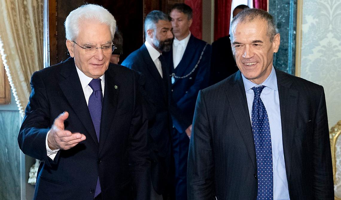 Mattarella dà incarico a Cottarelli di formare il governo che piace ai finanzieri