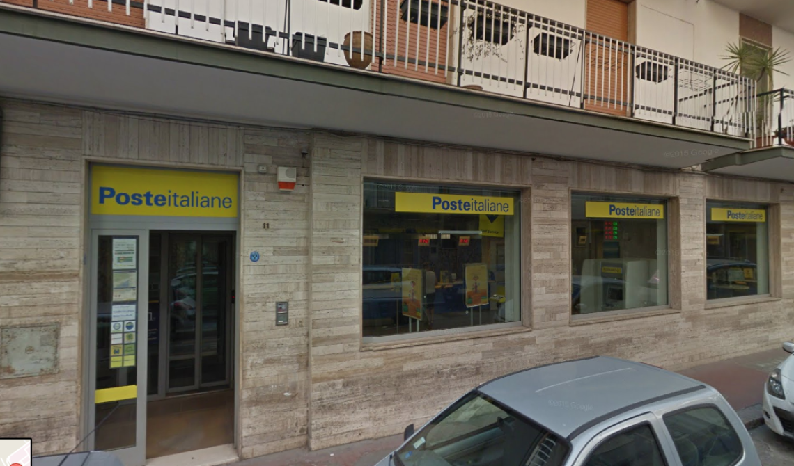 Post Pay con documenti falsi: un arresto