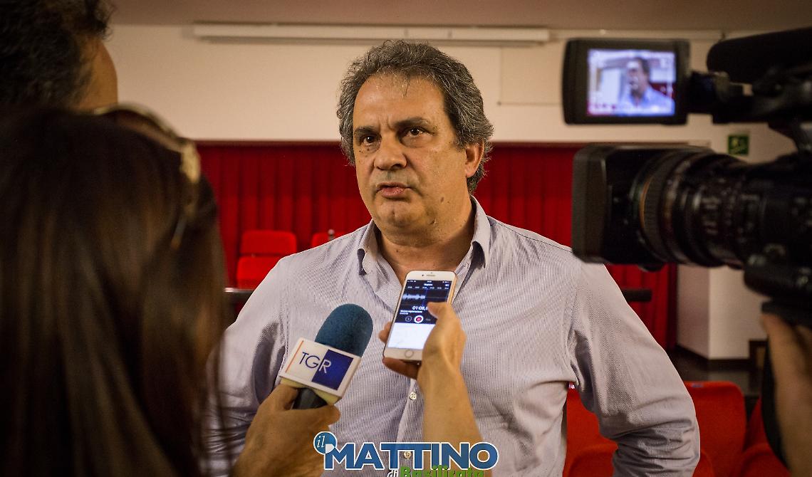 Potenza, alla fine l'ha spuntata Forza Nuova: manifesta nonostante i «no» di Cgil e Anpi