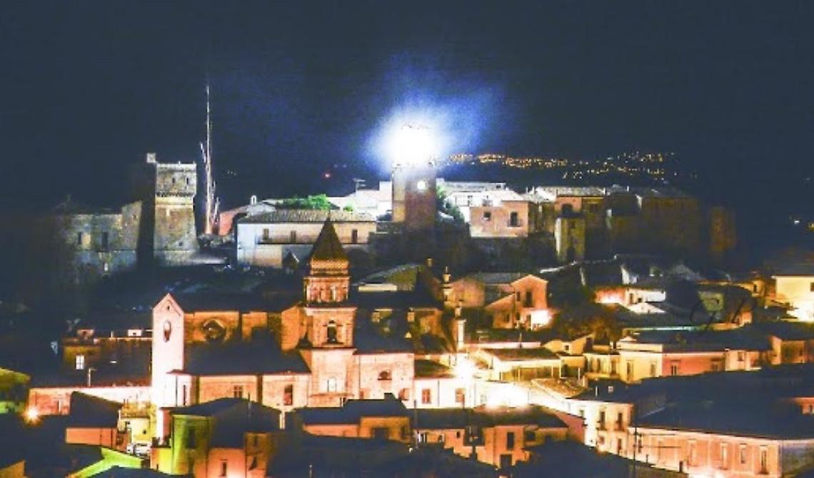 La cena medioevale apre la tre giorni di festa patronale a Rocchetta