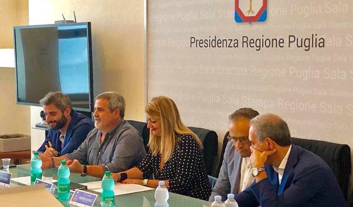 Chi cucina meglio tra i sindaci di Puglia? La sfida ai fornelli: il foggiano Landella in squadra con Annese di Monopoli