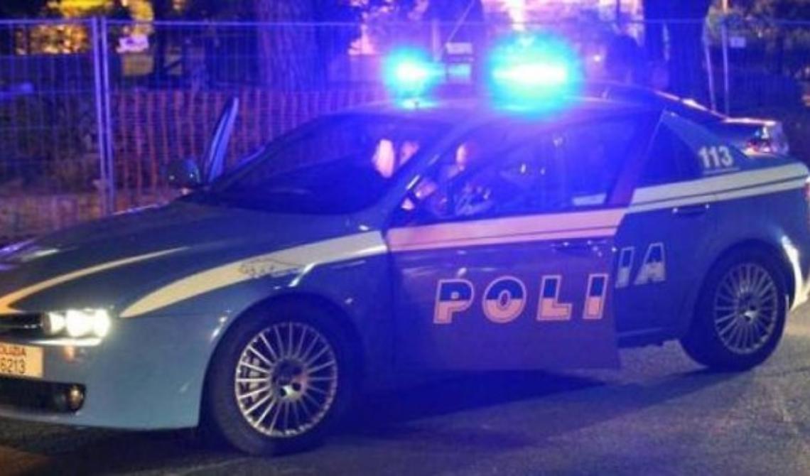 Corso Roma, rapinato titolare di un noto ristorante: banditi fuggono con 4200 euro