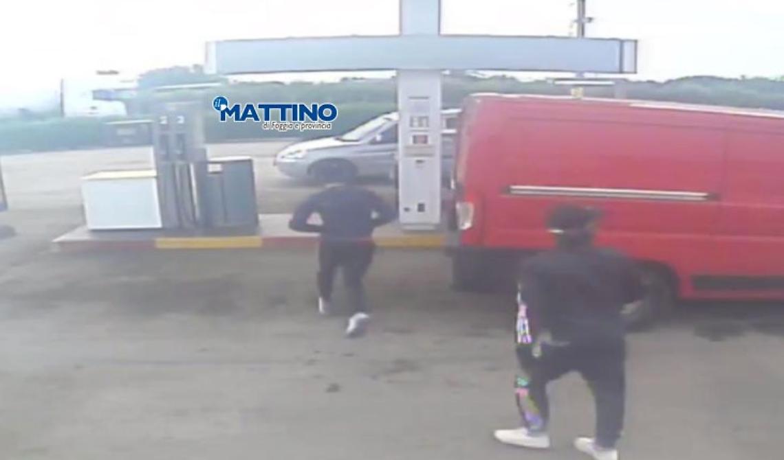Statale 16, banditi in azione: rapinata la stazione di servizio La Torre