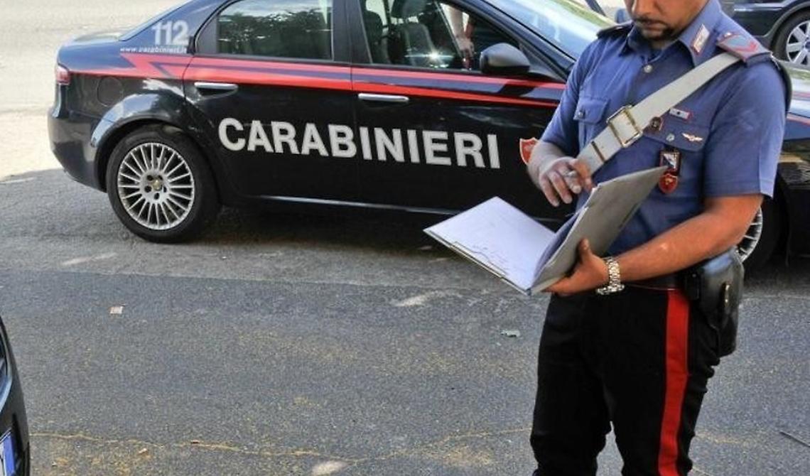Vieste: va a sostenere gli esami per la patente ma trova i carabinieri: arrestato