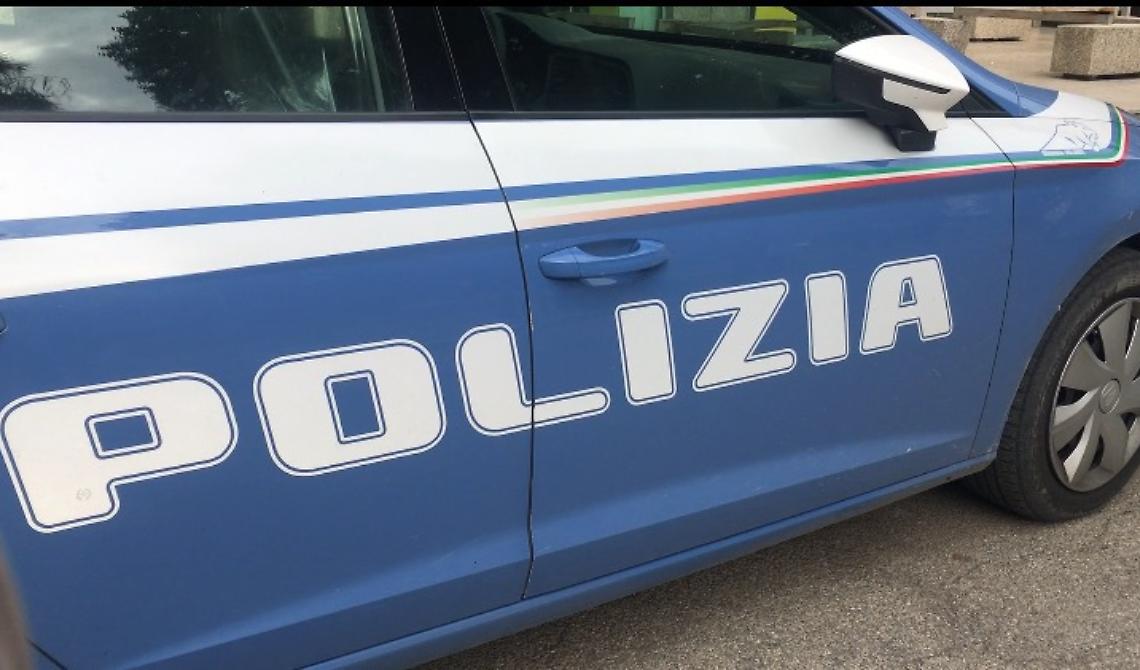 Evade dai domiciliari per portare a spasso il cane: arrestato