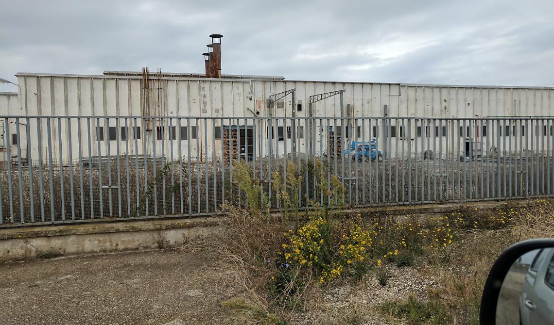 Lonigro e Di Claudio: «Piemontese, perché stanno smantellando il conservificio di Poggio Imperiale?»