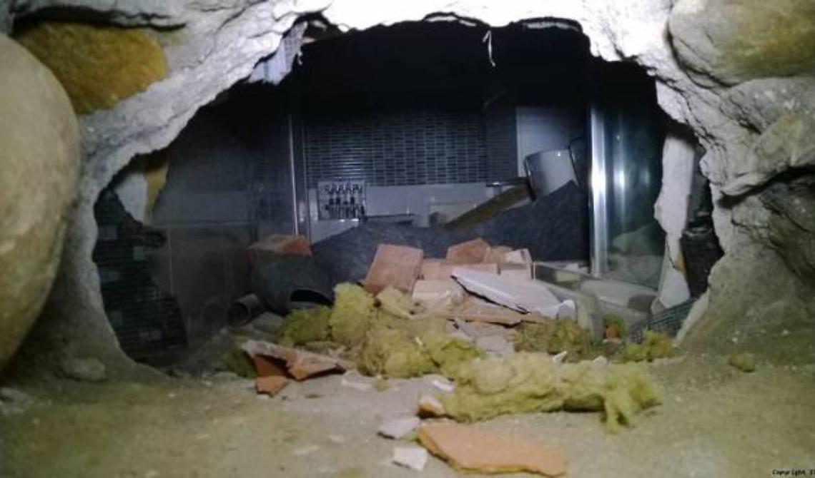 Furto al deposito de "La Prima": ladri fuggono con salumi e formaggi 