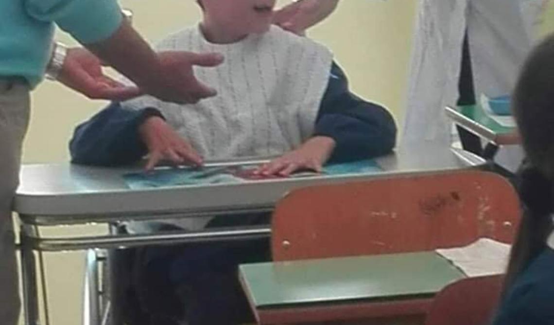  "Niente mensa per mio figlio Francesco": la denuncia della mamma Loredana 