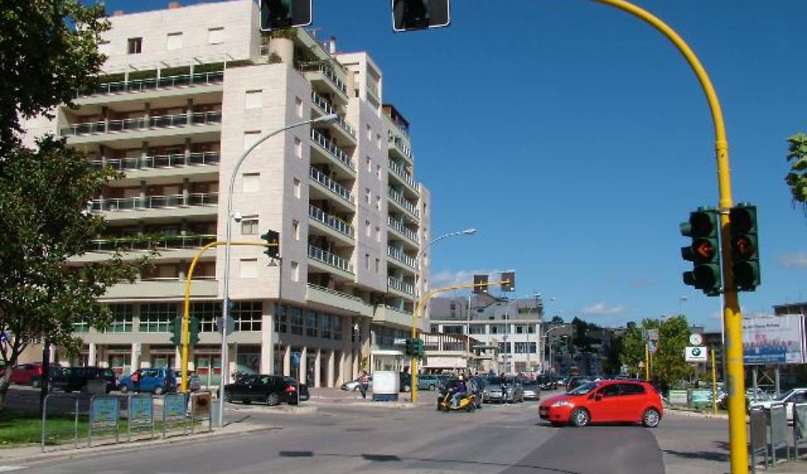 Nuova disciplina del traffico a Matera, spento il semaforo di via Olivetti
