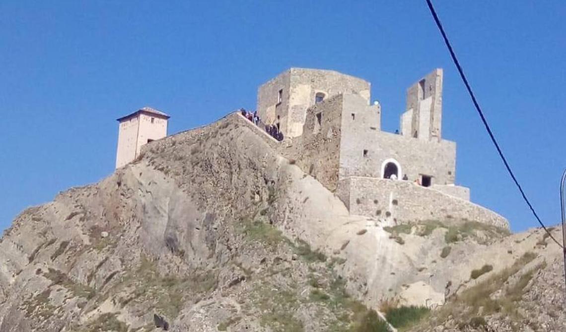 Brindisi Montagna, taglio del nastro all'esposizione del Maestro Cafarelli