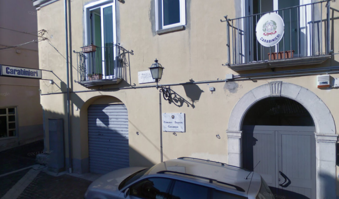 Picerno, avevano svaligiato due abitazioni e avevano caricato tutto su un Doblò. I carabinieri recuperano la refurtiva