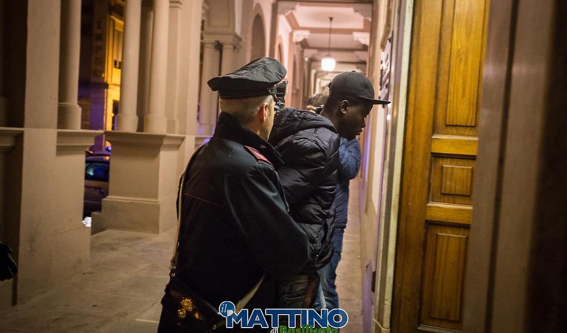 Potenza, i nigeriani importavano droga da Napoli: 21 arresti 