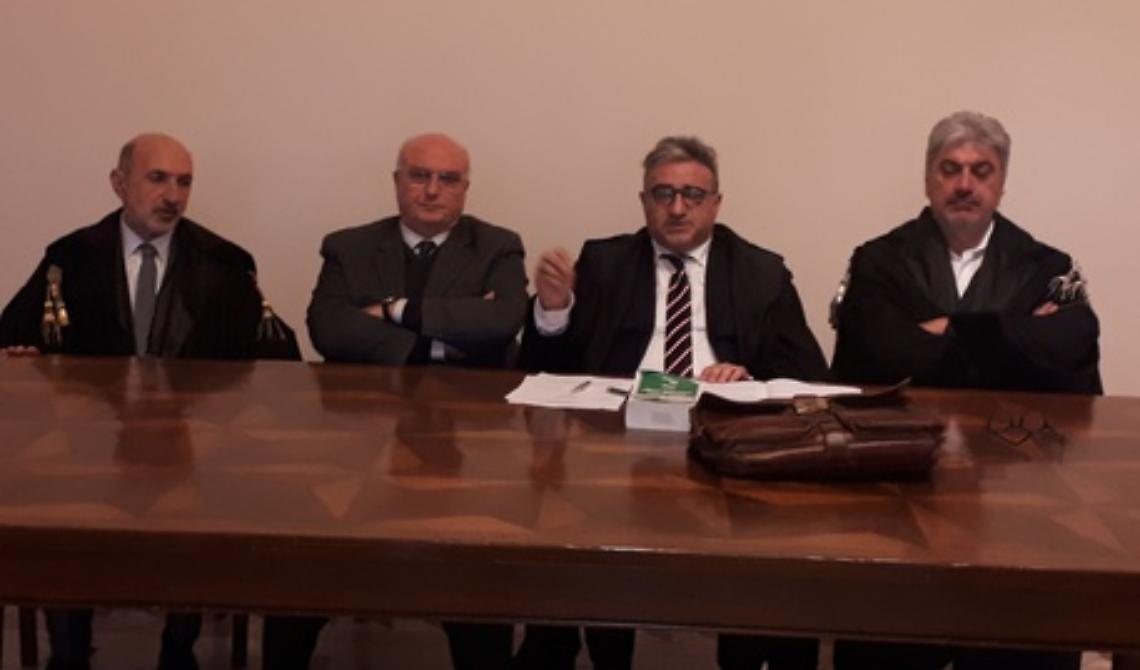 Legge "spazzacorrotti", gli avvocati protestano contro la riforma