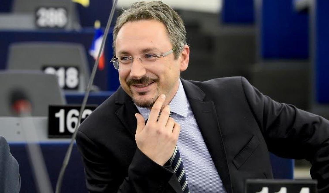 Il pentastellato Piernicola Pedicini: «Massima ottimizzazione dei fondi Ue nel 2018 grazie al nostro impegno»