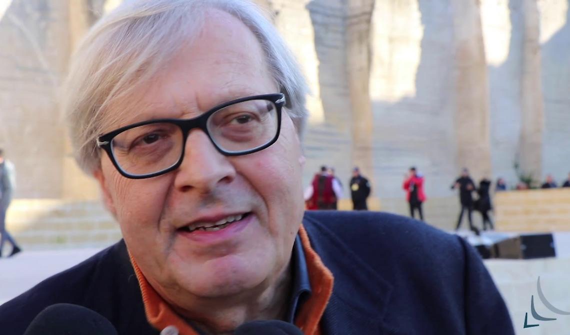 Vittorio Sgarbi ritorna a parlare della città dei Sassi: «Uno andrà per vedere Matera, non per questa carnevalata patetica, senza nessuna iniziativa che meriti di essere vista»