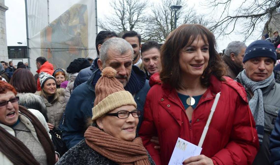Cittadinanza irpina onoraria per Luxuria, devota di "Mamma Schiavona" (la Madonna di Montevergine)