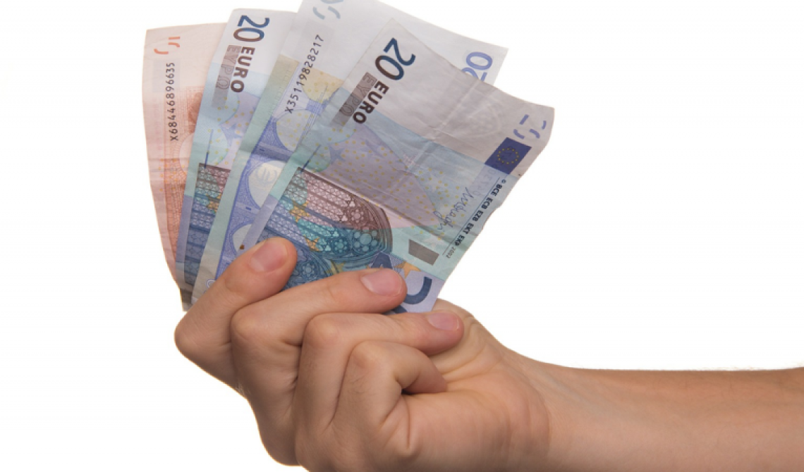 Reddito minimo inserimento, sindacati: "Finalmente il bando per gli ex lavoratori"