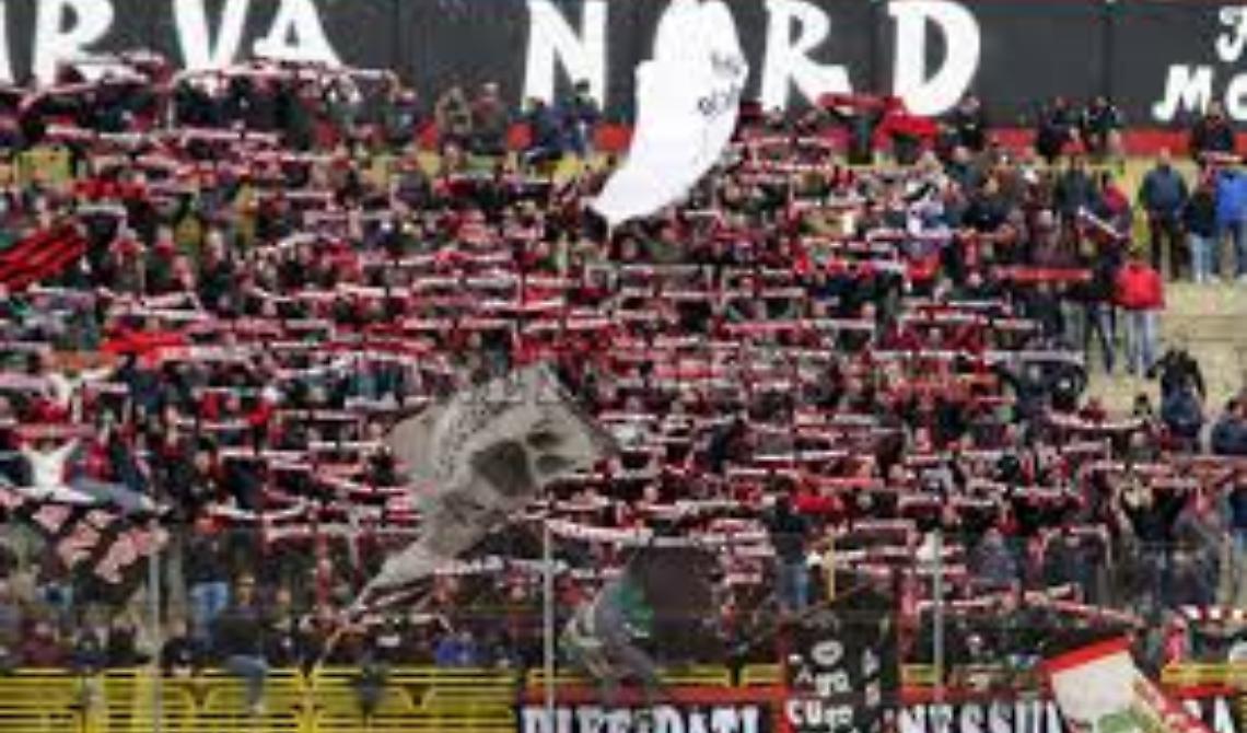 Padova-Foggia: ferito tifoso rossonero 
