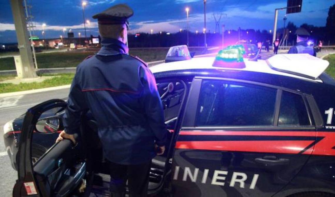 Cerignola, tentato furto alla gioielleria Clemente: allarme mette in fuga malviventi 